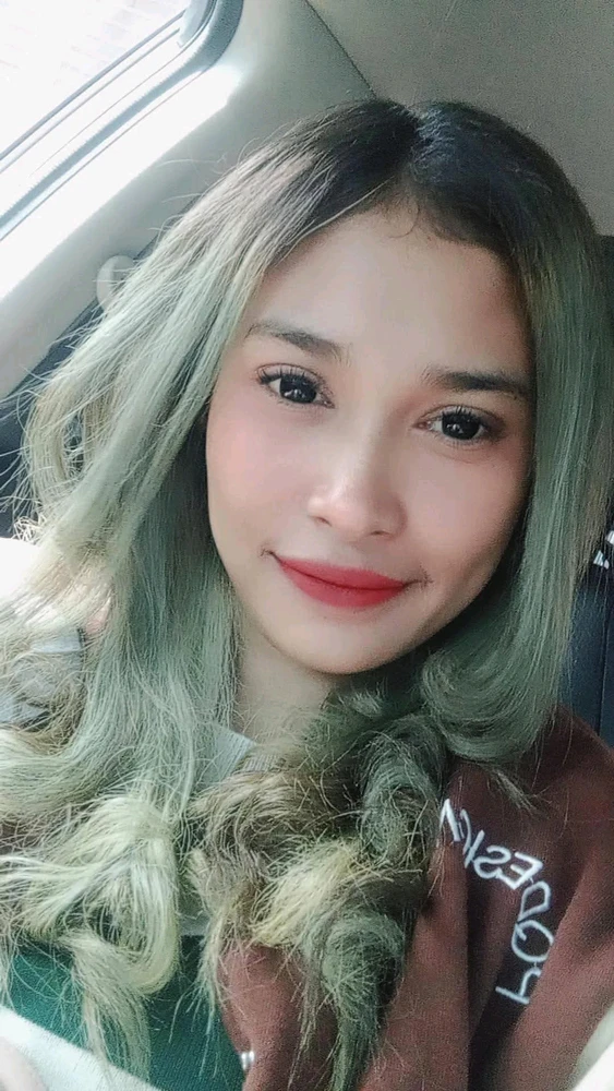 GIF dimuat naik oleh Nurul Nisa