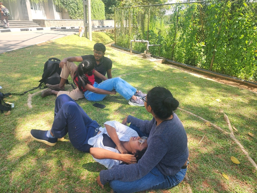 Sasiru wanigathunga द्वारा अपलोड किया गया GIF