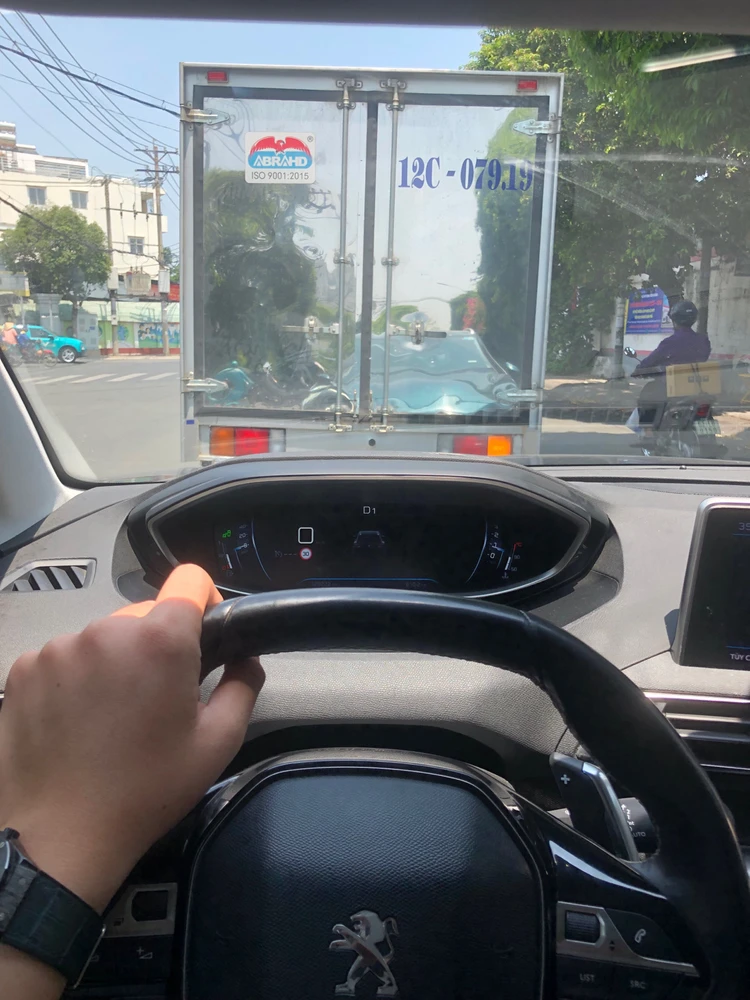 GIF được Lộc tải lên