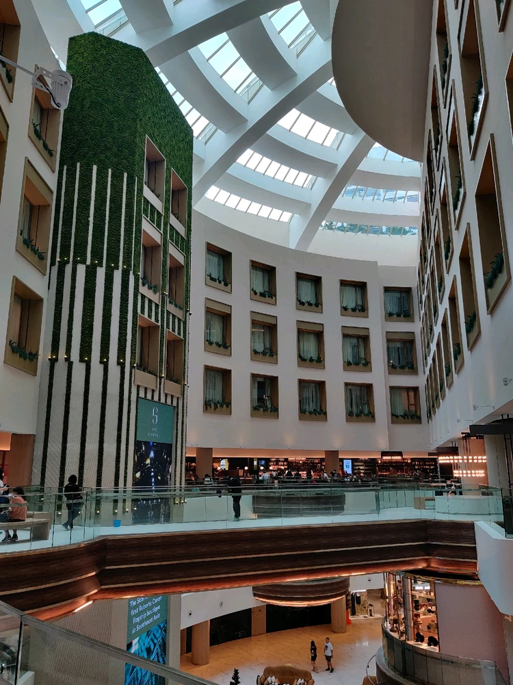 GIF uploaded by Victoria