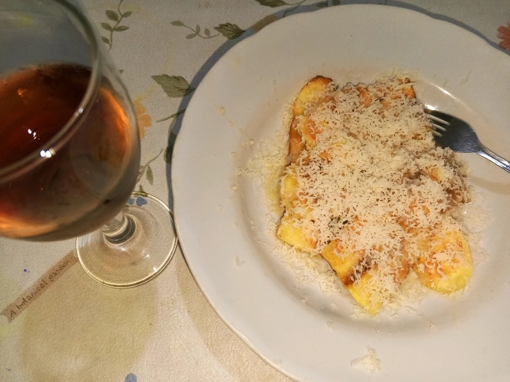 GIF diunggah oleh Phita