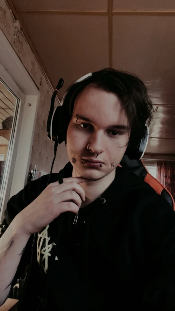 Image uploaded by Alex//悪傷跡