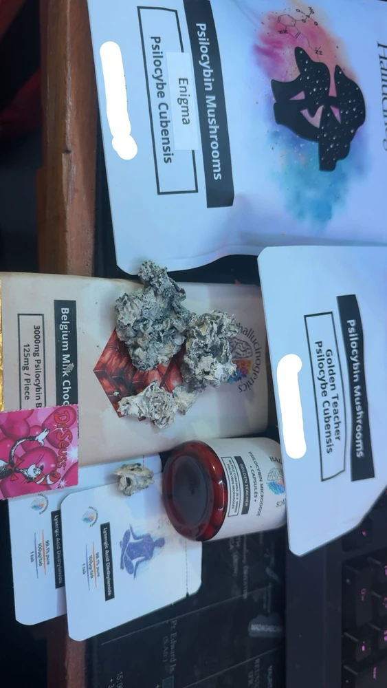 GIF uploaded by Ashton