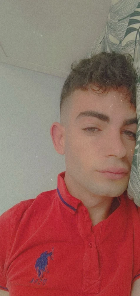 Emre tarafından yüklenen GIF