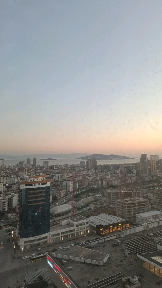 GIF uploaded by Derin
