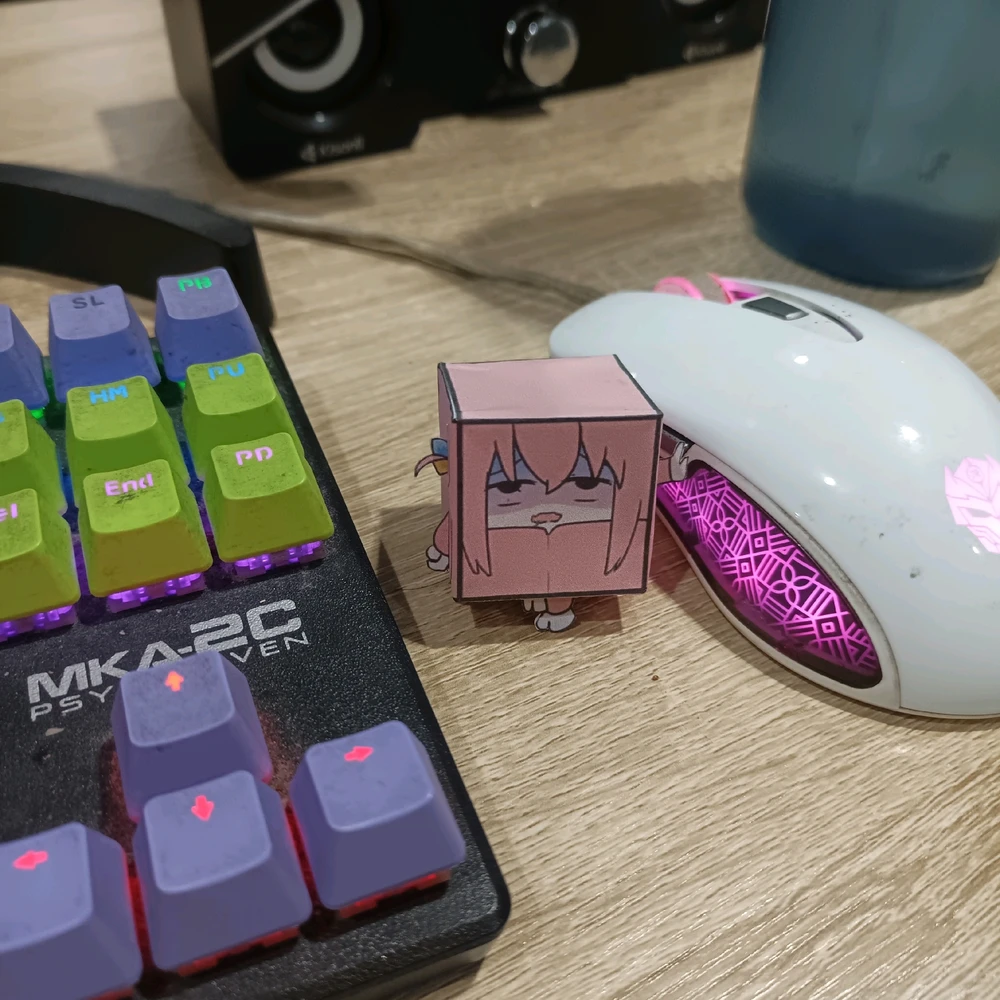 GIF diunggah oleh Andre