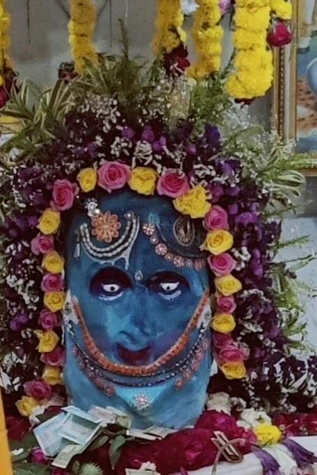 GIF diunggah dening Suraj Shaw