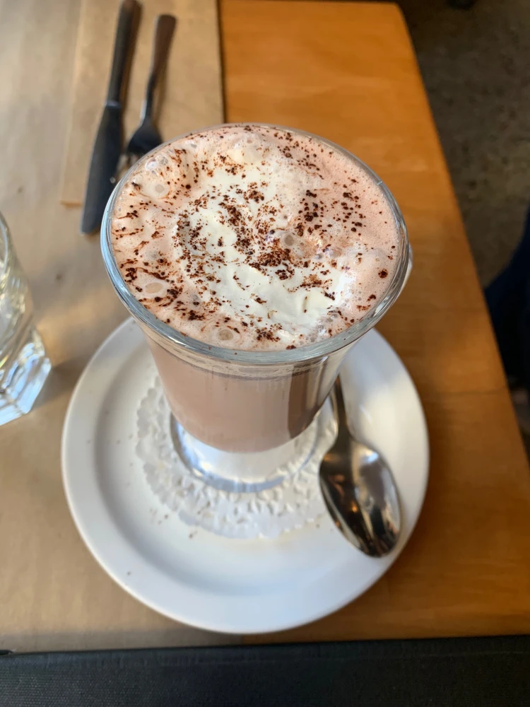 The hot chocolate ☕️, was AMAZING! 