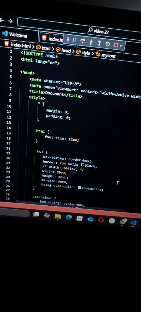 GIF อัปโหลดโดย C