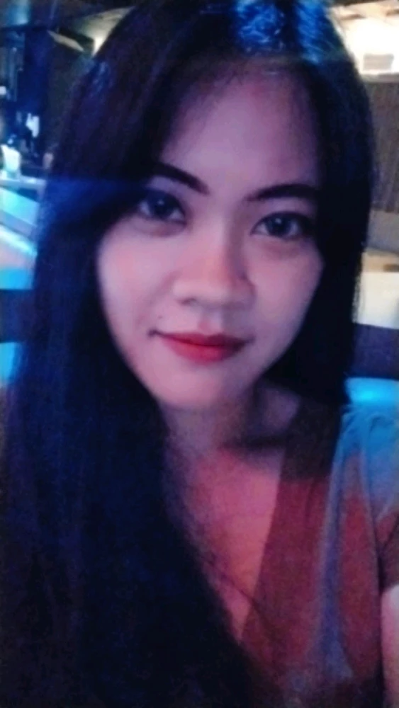 GIF diunggah oleh Fey