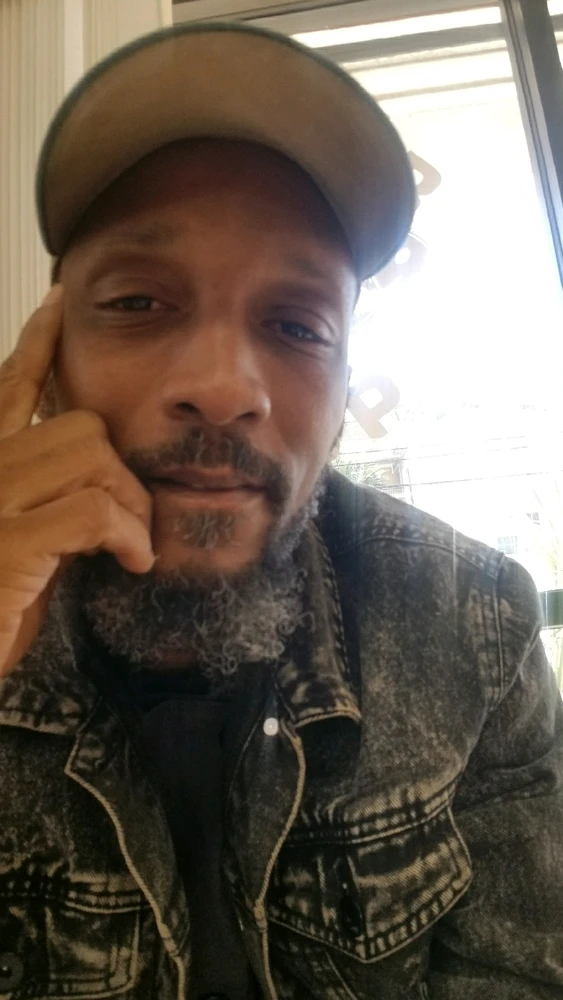 GIF uploaded by Tonio