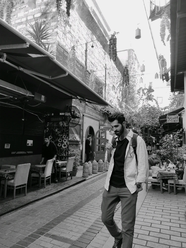 Mr. Ömer tarafından yüklenen GIF