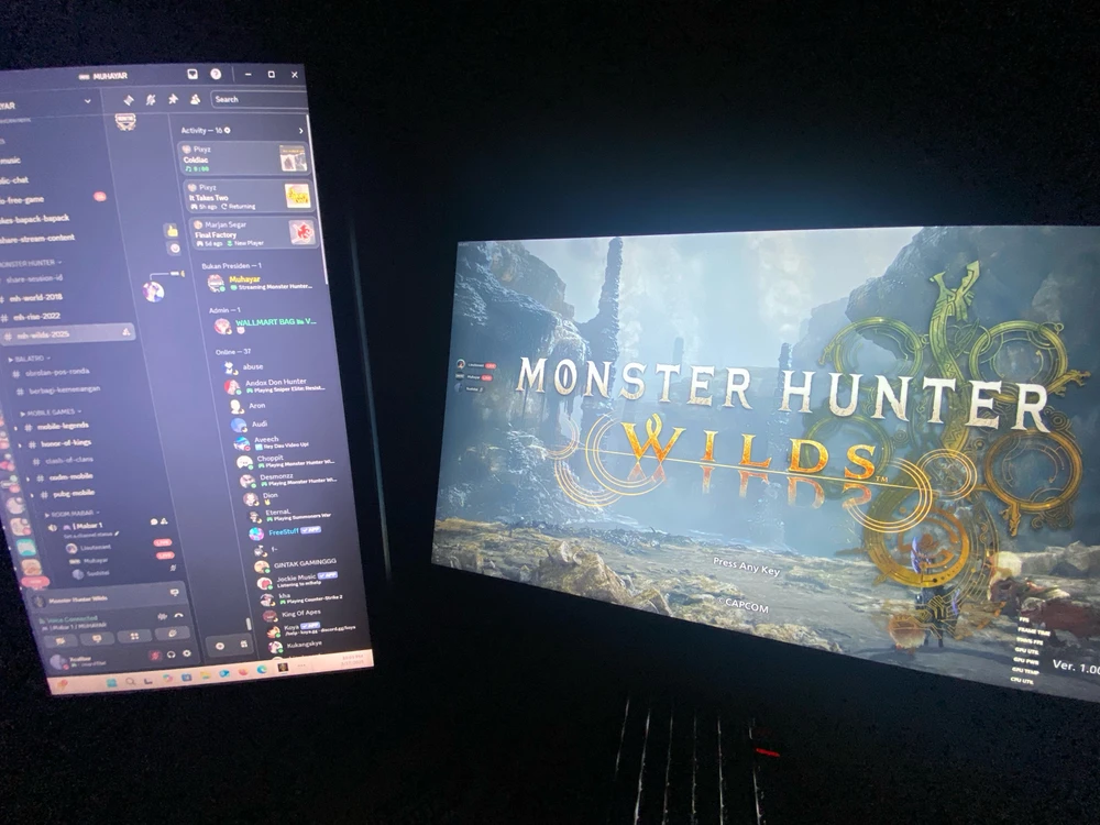 GIF diunggah oleh Nathaniel Elmo