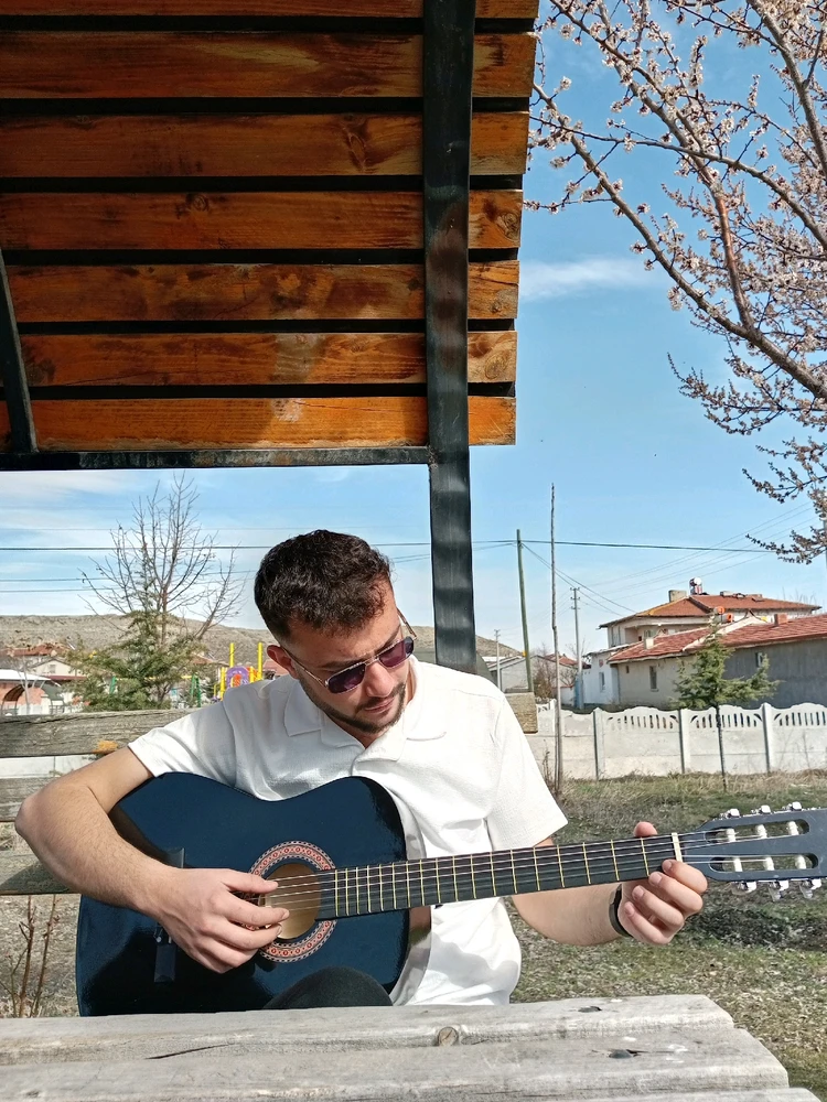 Mehmet can tarafından yüklenen GIF