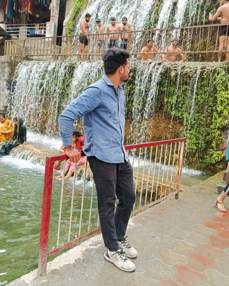 GIF diunggah dening Jeetu Singh