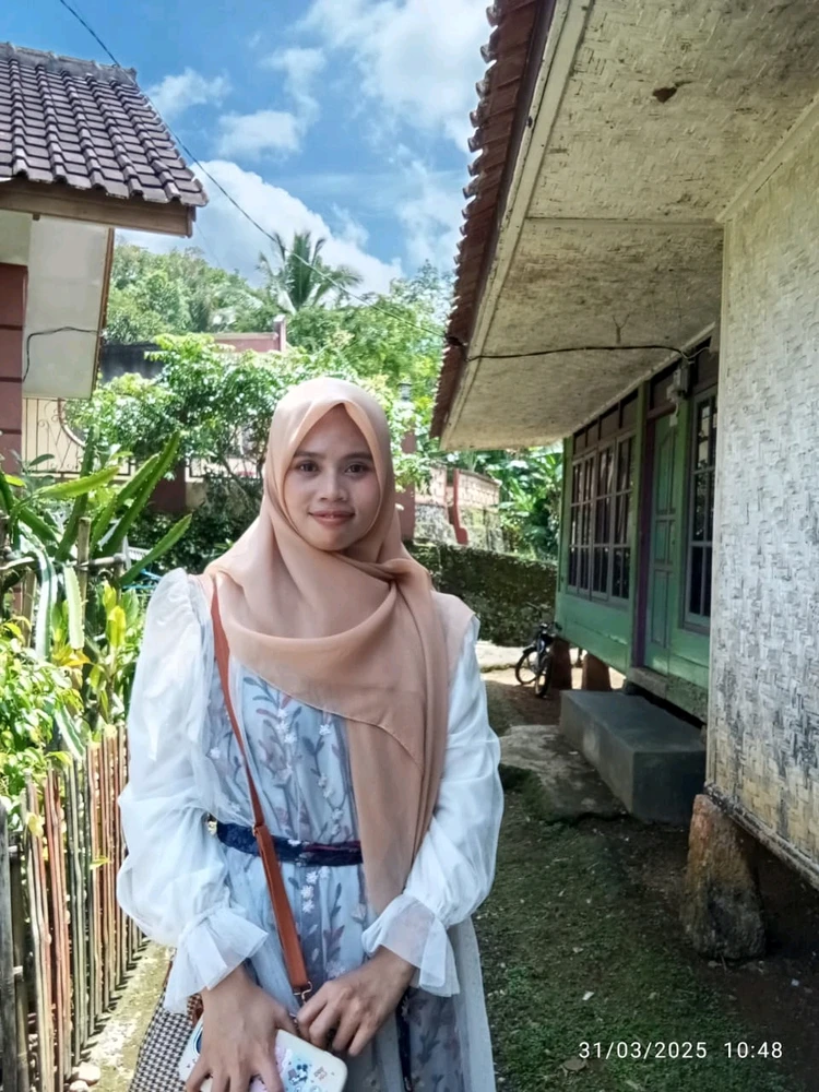 GIF diunggah oleh Chimmy