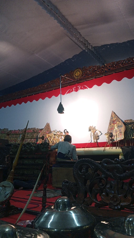 GIF diunggah oleh Ambro