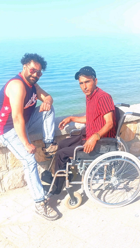 GIF آپلود شده توسط Amin