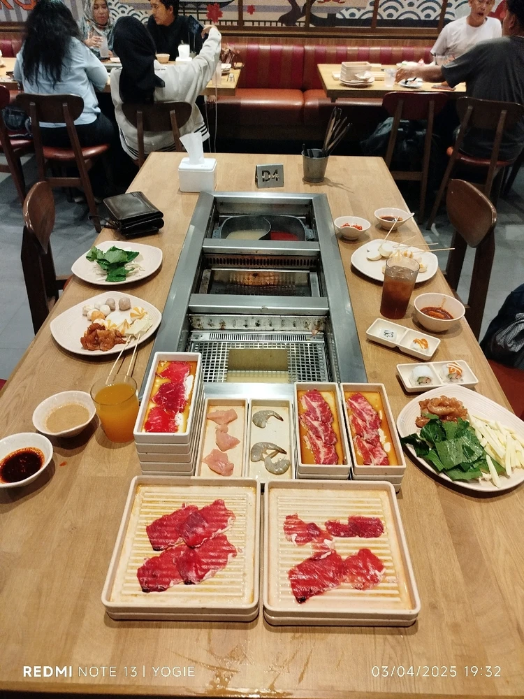 GIF diunggah oleh Gie