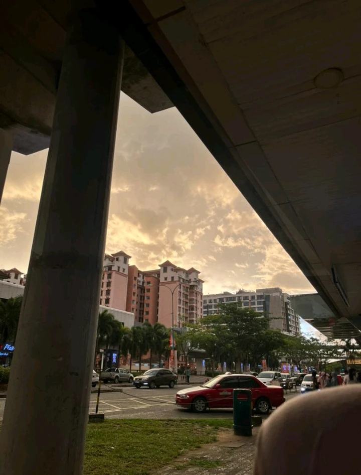 Imej dimuat naik oleh Jennifer