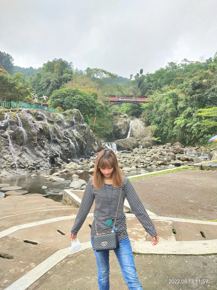 GIF diunggah oleh Cita