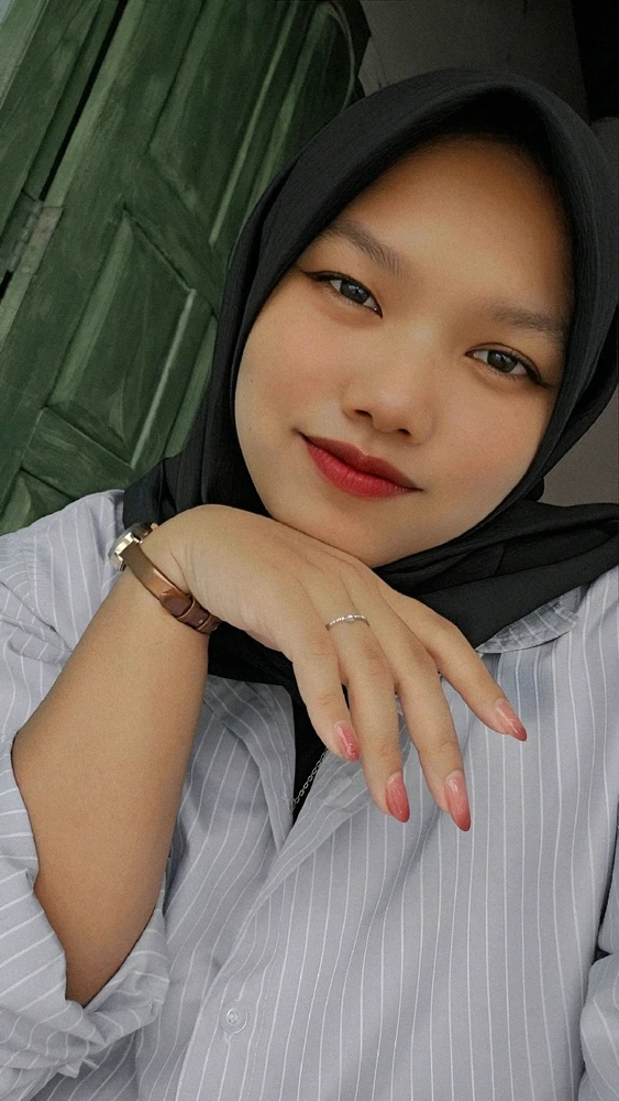 GIF diunggah oleh Yuyun