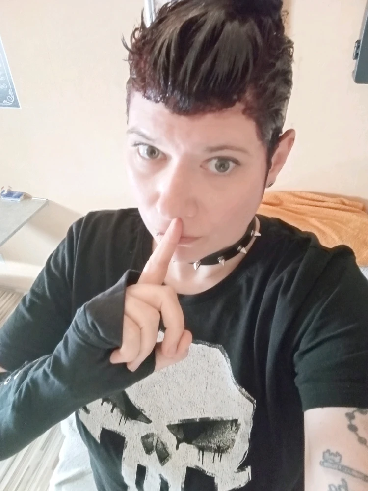 GIF hochgeladen von Sandra/Corvus