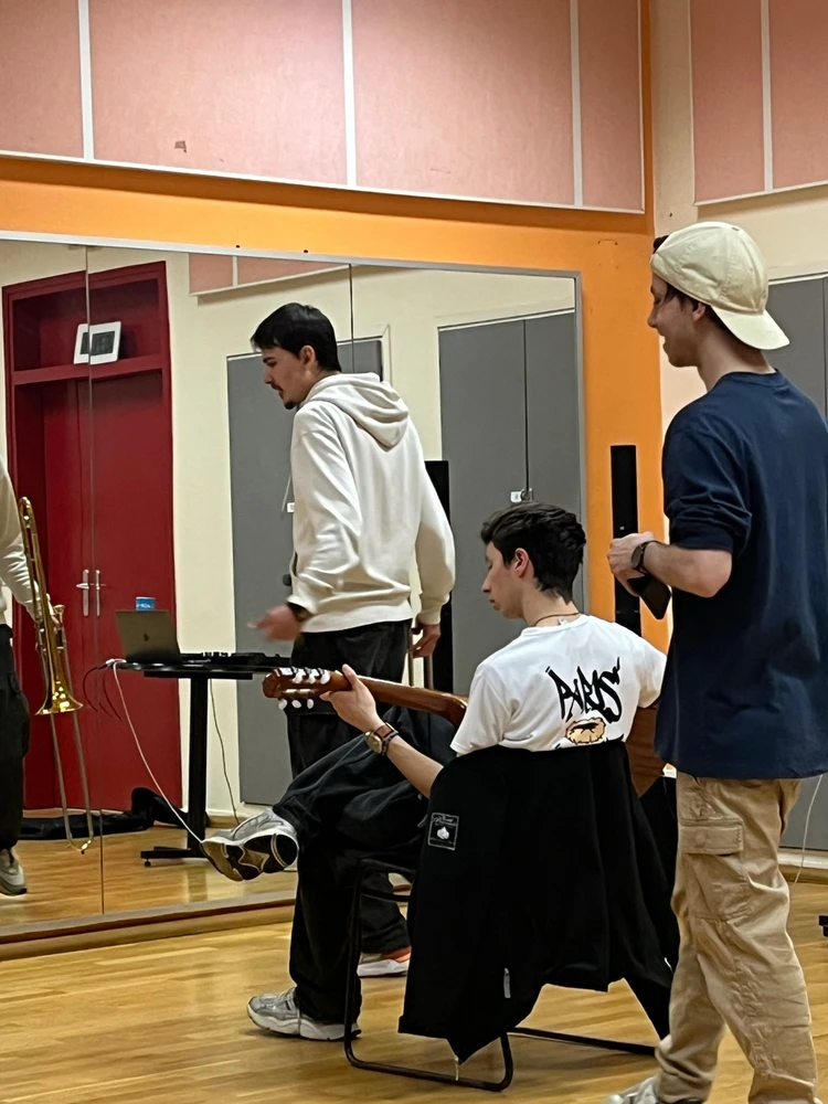 Un artiste que je devrais découvrir ? 🤔