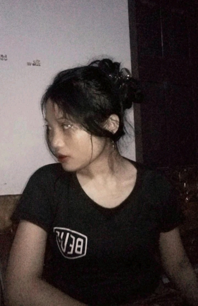 GIF diunggah oleh Aluna