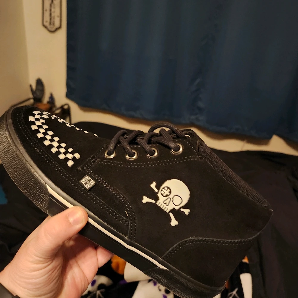 GIF uploaded by Hayley