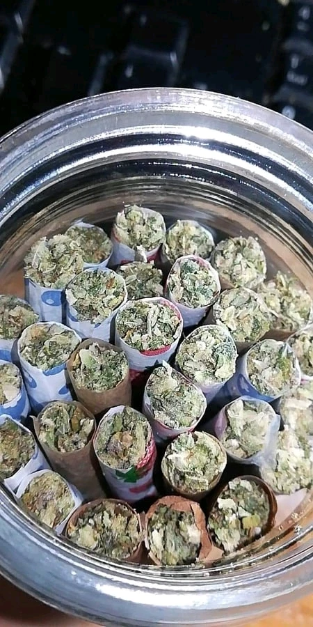 Juicy Js are ass but the flower made it bearable