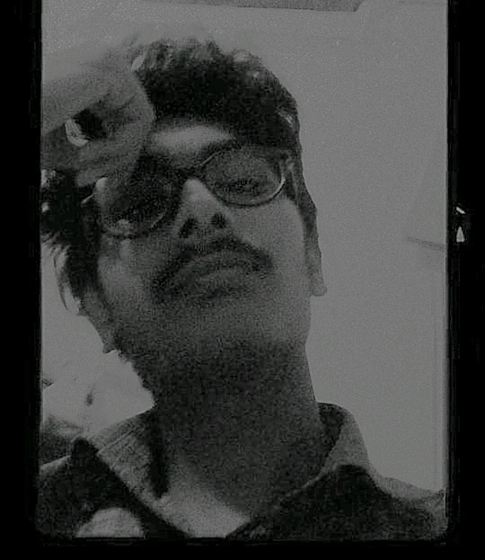 Am نے GIF اپ لوڈ کی