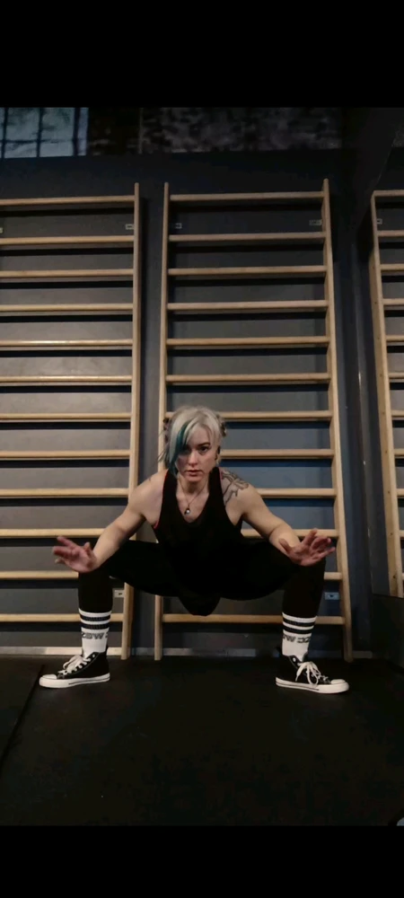 GIF tso los ntawm Kitsune
