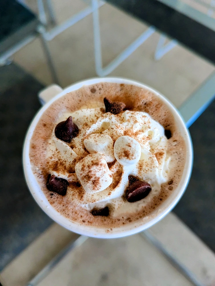 Gambar diunggah dening Austyn Dewaele