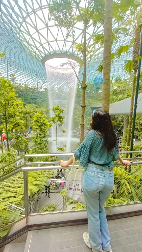 GIF diunggah oleh Kiki