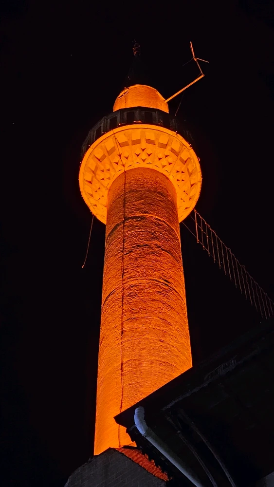 Onur tarafından yüklenen GIF