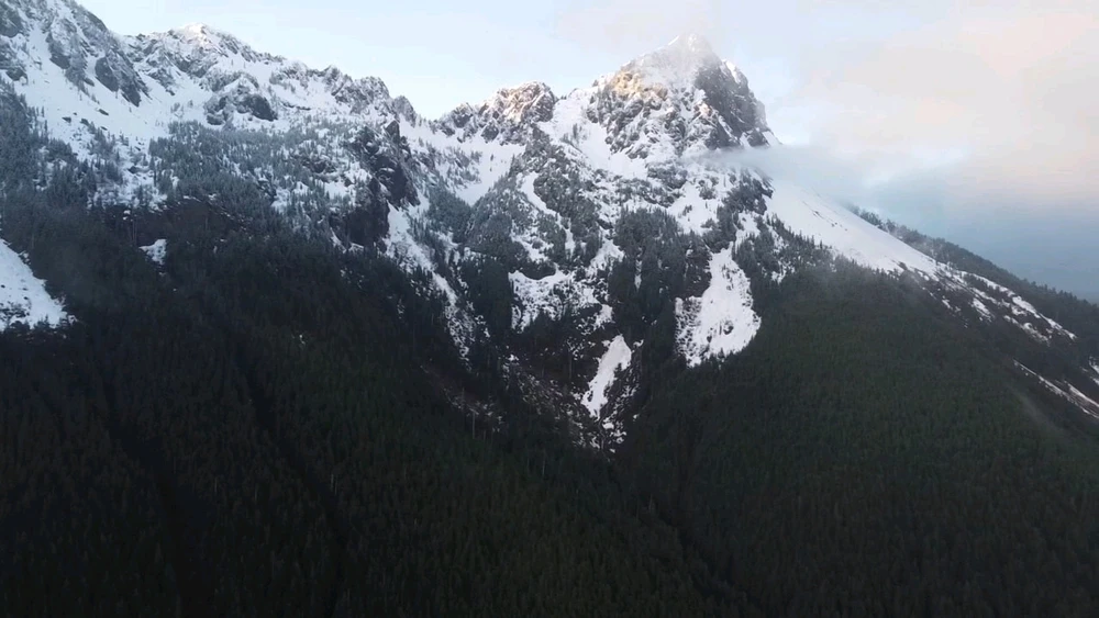 Gambar diunggah dening 🇺🇲Daniel Fisk Bennett