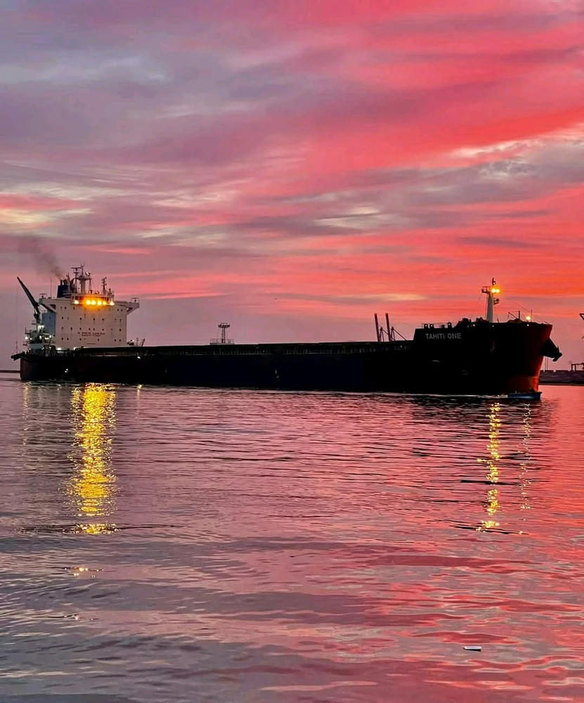 GIF رفعها Mohammed