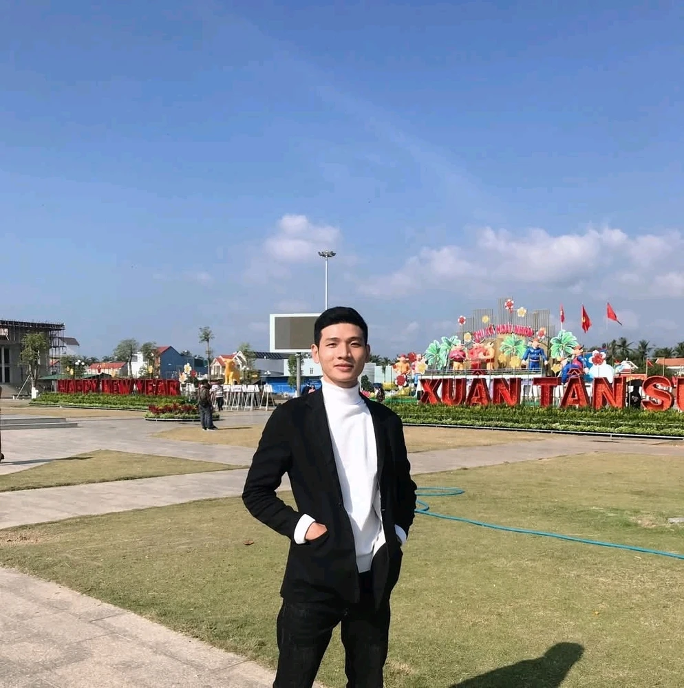 GIF được Anh Tuấn tải lên