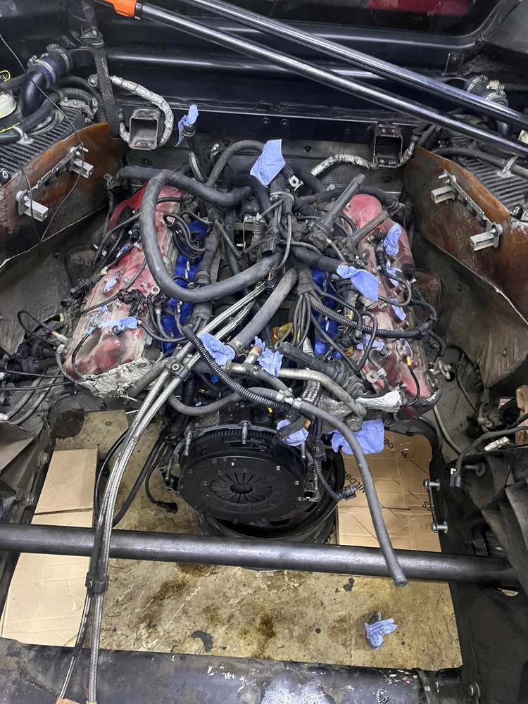 Так он был печален и запылен до демонтажа…