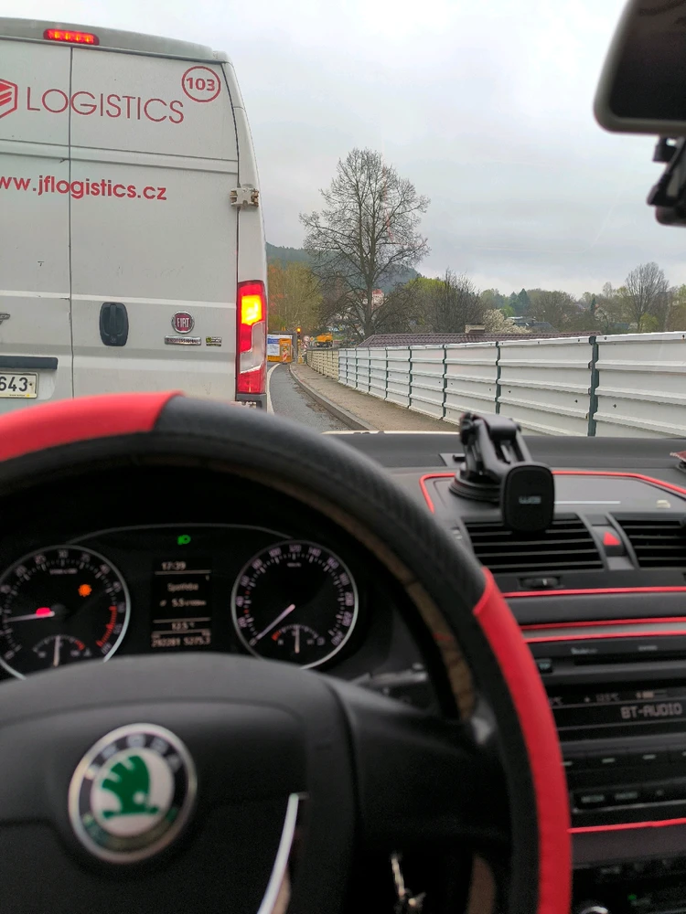 GIF nahrál Helenka - Wensdy