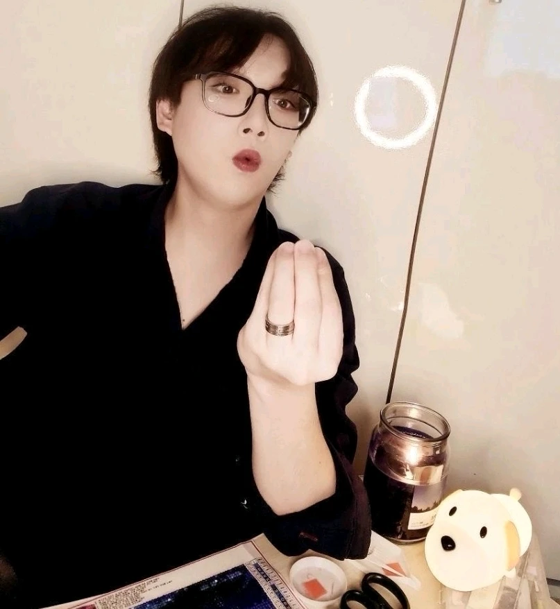Image uploaded by Holic