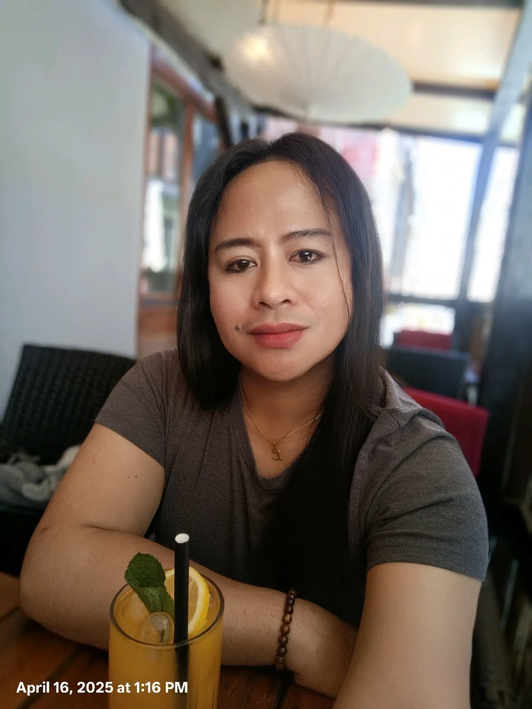 GIF uploaded by Lester