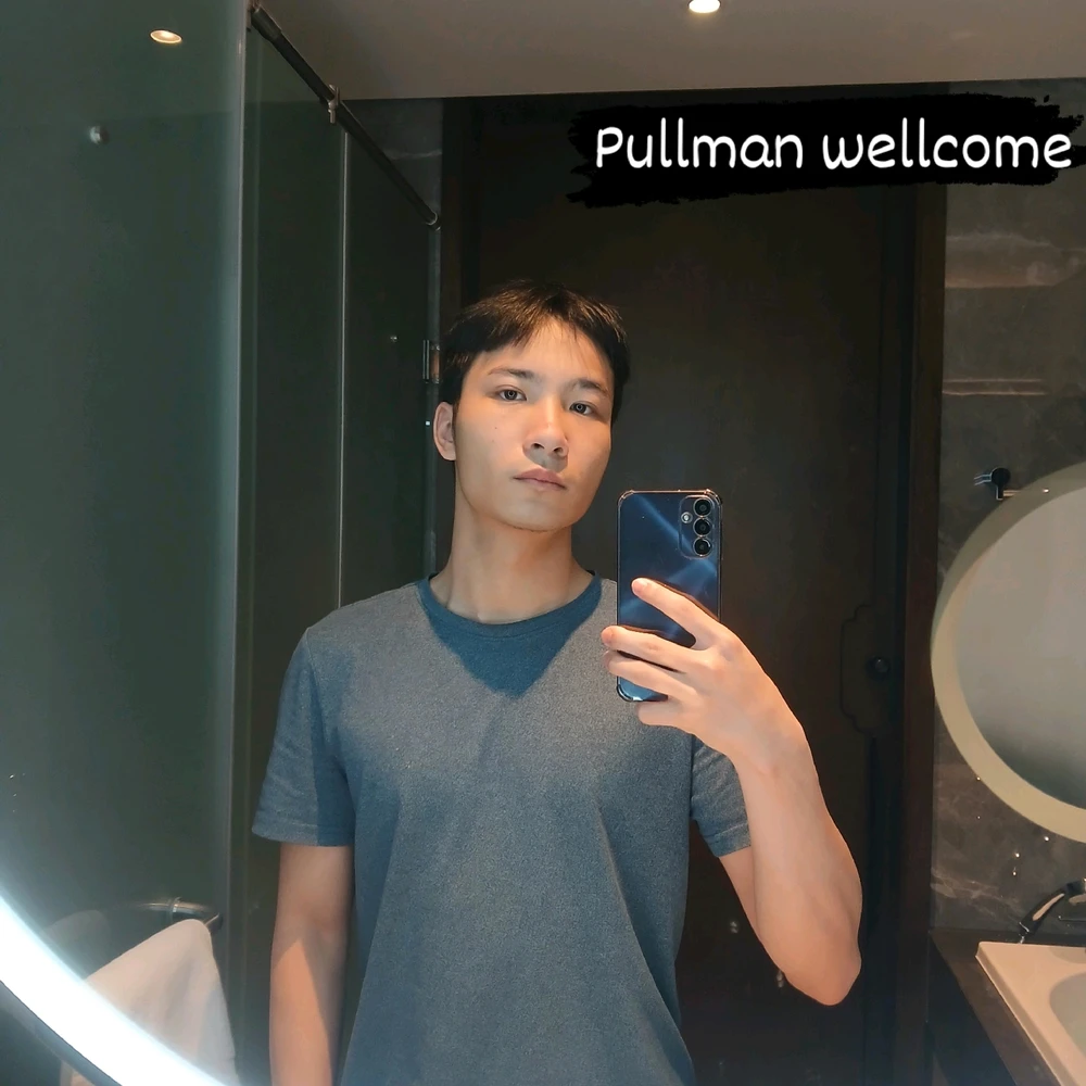 GIF được Fong tải lên