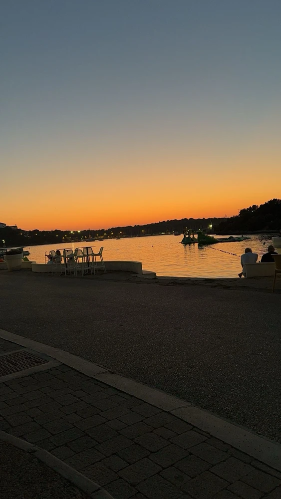 GIF hochgeladen von Candy