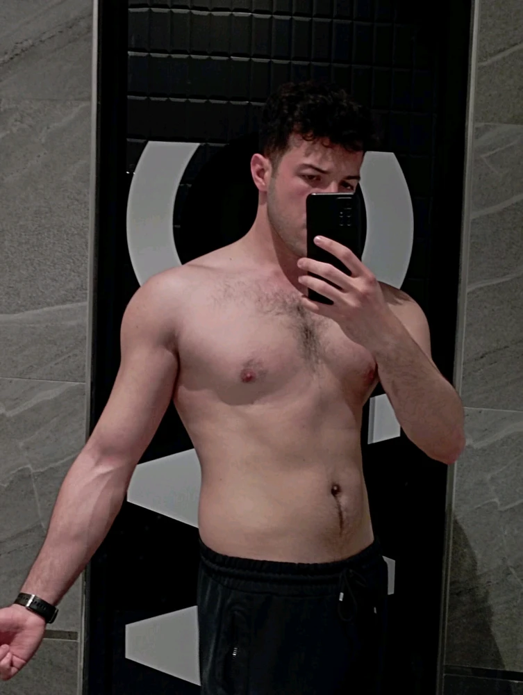 ... tarafından yüklenen GIF