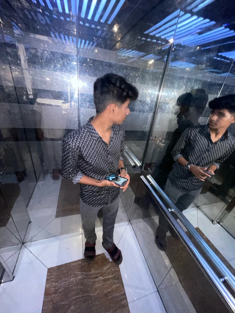 GIF uploaded by Kmai