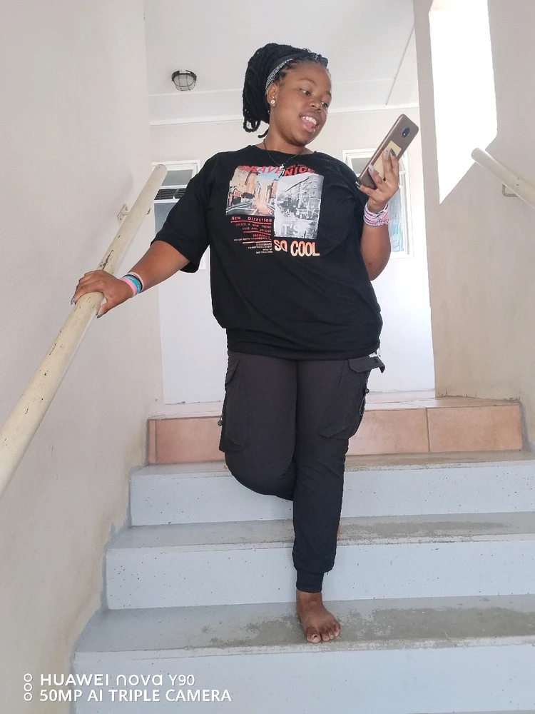 GIF uploaded by Thembelihle