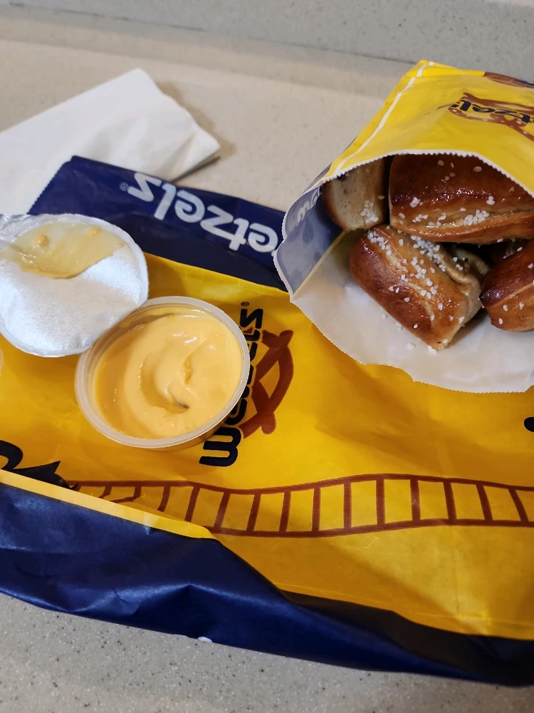 GIF uploaded by Kayleigh