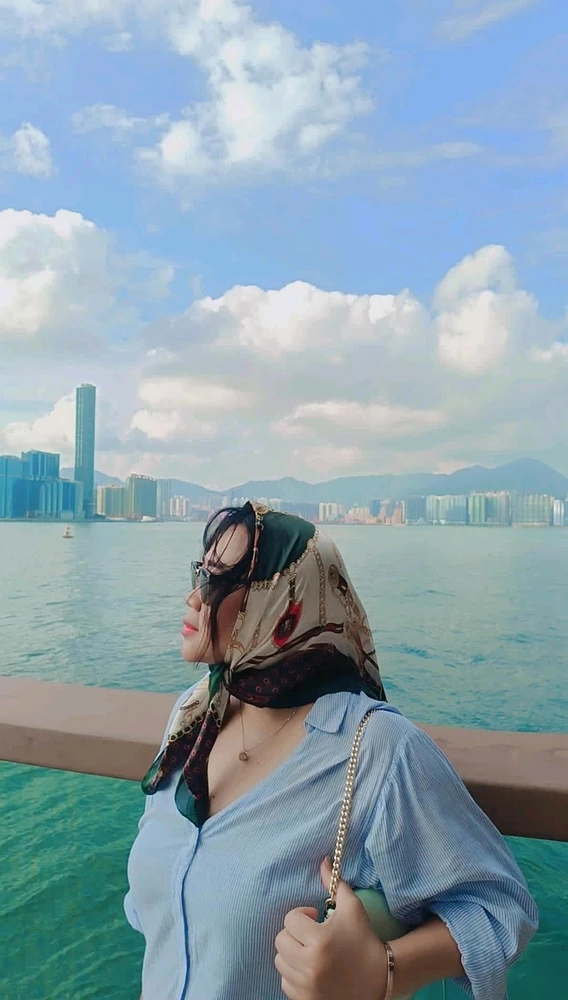 GIF diunggah oleh Malinka